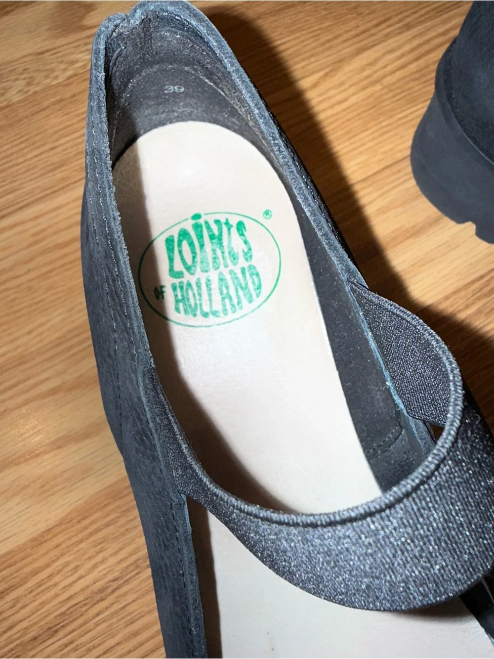Points of Holland Leather Mary Jane Wedges sz 39
